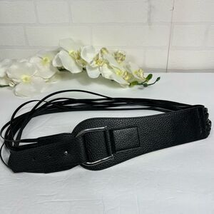 Chicos Womens Black Waist Belt size M